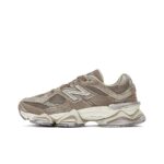 New Balance 9060 - Mushroom