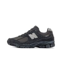 New Balance 2002R - Black Grey